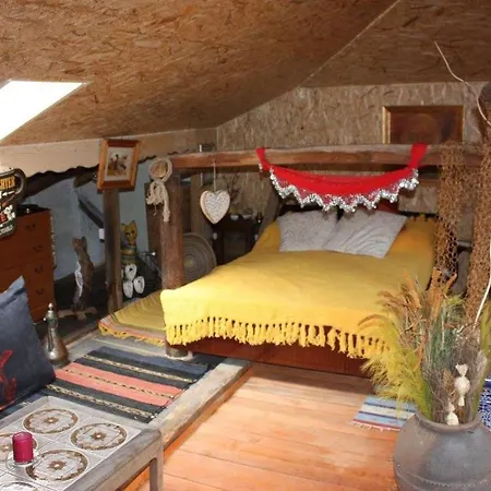Room In Guest Room - Adart Home - Mountain Art Space Gasthof *